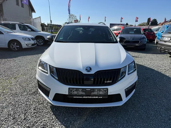 Škoda Octavia 2.0 TSI RS 245 - foto 2