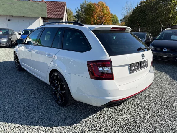 Škoda Octavia 2.0 TSI RS 245 - foto 4