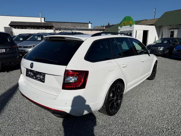 Škoda Octavia 2.0 TSI RS 245 - foto 6