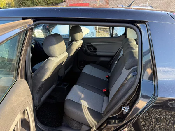 Škoda Fabia 1.2i KLIMA - foto 9