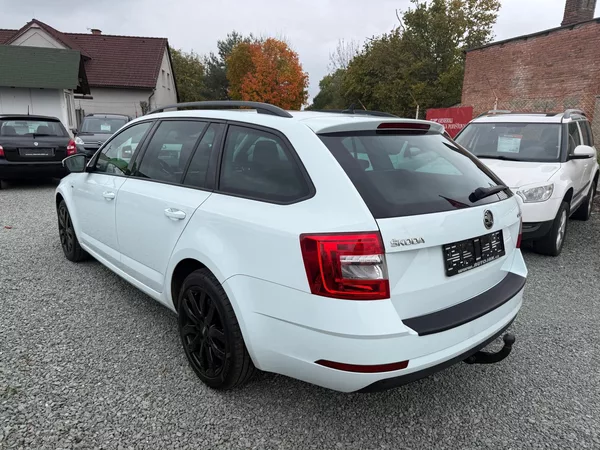 Škoda Octavia 1.5 TSI DSG CLEVER - foto 4