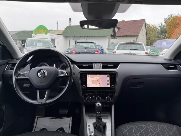 Škoda Octavia 1.5 TSI DSG CLEVER - foto 7