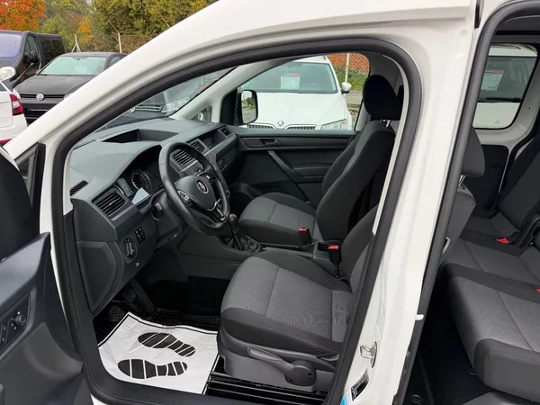 Volkswagen Caddy 2.0 TDI MAXI ACC NAVIGACE - foto 8