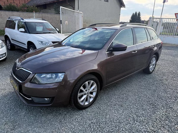 Škoda Octavia 2.0 TDI ELEGANCE - foto 3