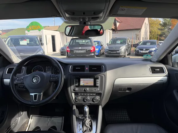 Volkswagen Jetta 1.4 TSI HYBRID DSG HIGHLINE - foto 7