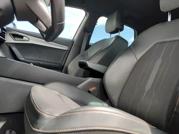 Cupra Formentor 2,0 tsi 140 Kw DSG 4Drive - foto 28