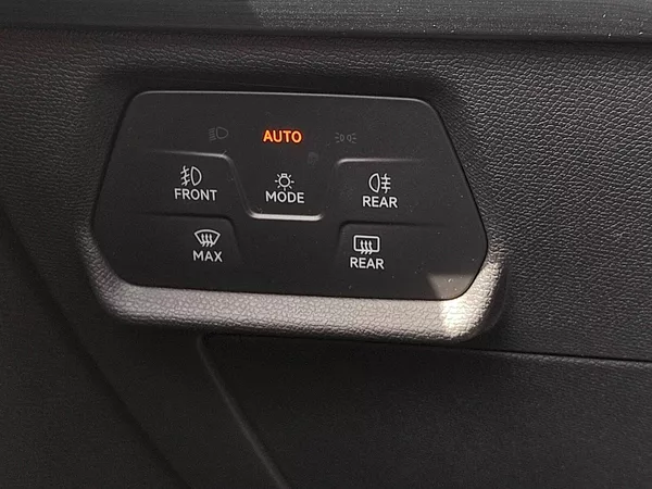 Cupra Formentor 2,0 tsi 140 Kw DSG 4Drive - foto 32
