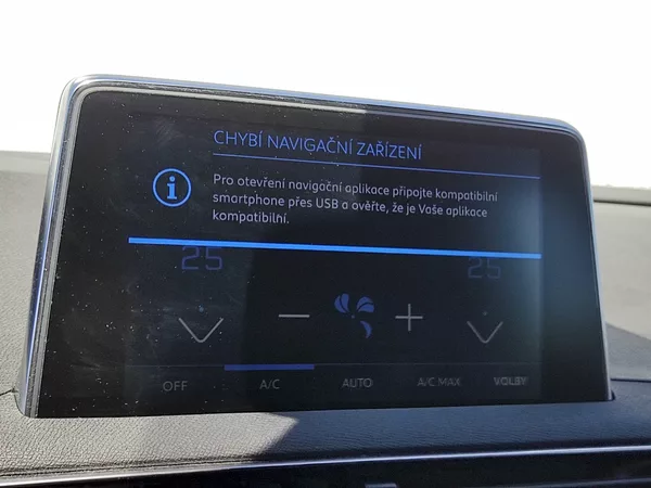 Peugeot 3008 ACTIVE PACK 1.2 PureTech 96kW - foto 11