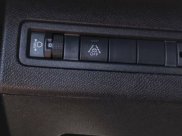Peugeot 3008 ACTIVE PACK 1.2 PureTech 96kW - foto 28