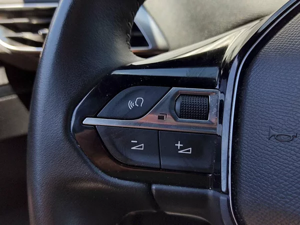 Peugeot 3008 ACTIVE PACK 1.2 PureTech 96kW - foto 31