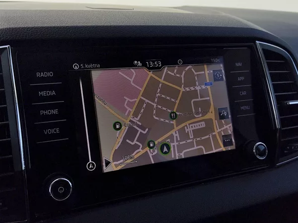 Škoda Karoq Style Dynamic 2,0 Tdi 110 Kw - foto 19