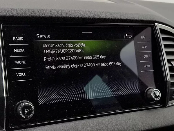 Škoda Karoq Ambition 1,5 Tsi DSG - foto 9
