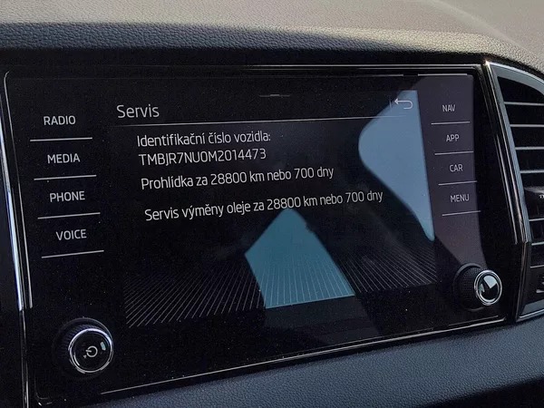 Škoda Karoq Style 1,5 Tsi 110 Kw DSG - foto 13