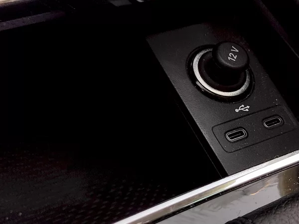 Škoda Karoq Style 1,5 Tsi 110 Kw DSG - foto 26