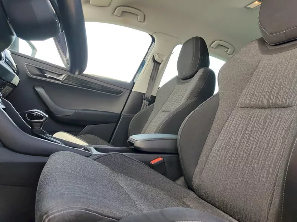 Škoda Karoq Style 1,5 Tsi 110 Kw DSG - foto 28