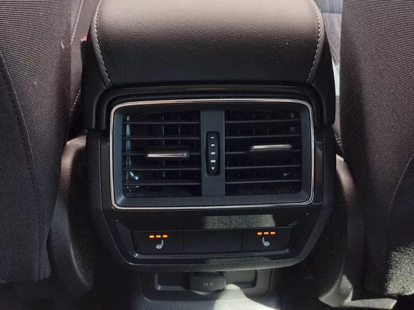 Škoda Karoq Style 1,5 Tsi 110 Kw DSG - foto 31