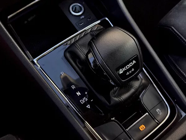 Škoda Karoq Executive 2,0 Tdi 110 Kw 4x4 D - foto 20