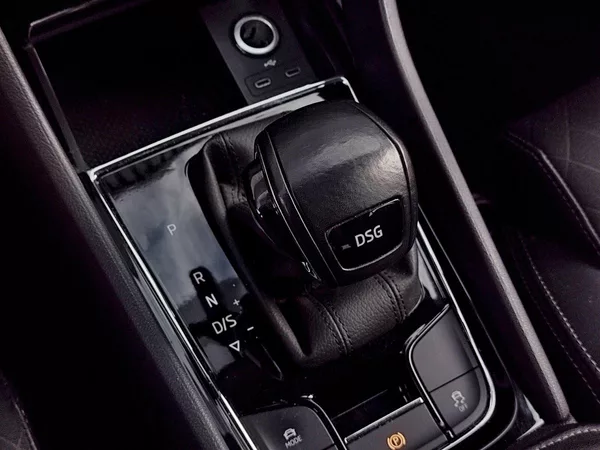 Škoda Karoq Style Plus 1,5 Tsi 110 Kw DSG - foto 23