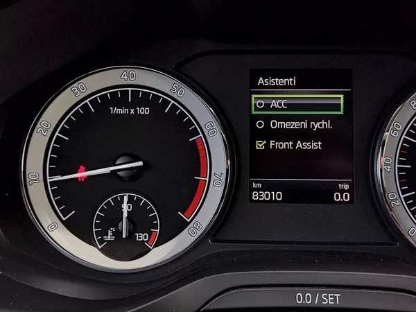 Škoda Karoq Style Plus 1,5 Tsi 110 Kw DSG - foto 8