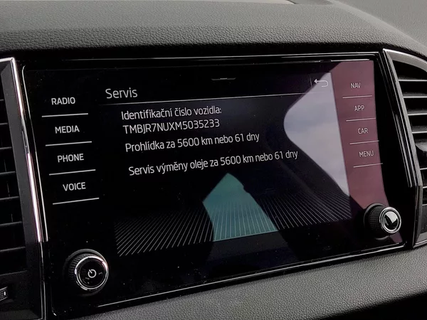 Škoda Karoq Style Plus 1,5 Tsi 110 Kw DSG - foto 9