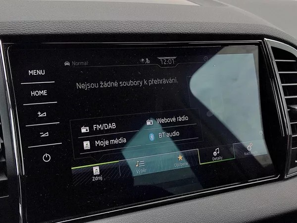 Škoda Karoq Style 2,0 Tdi 110 Kw 4x4 DSG - foto 17