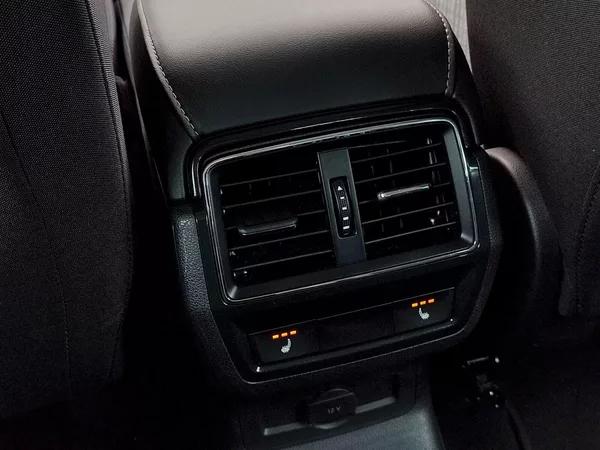 Škoda Karoq Style 2,0 Tdi 110 Kw 4x4 DSG - foto 29