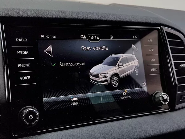 Škoda Karoq SportLine + 1,5 Tsi 110 Kw - foto 14