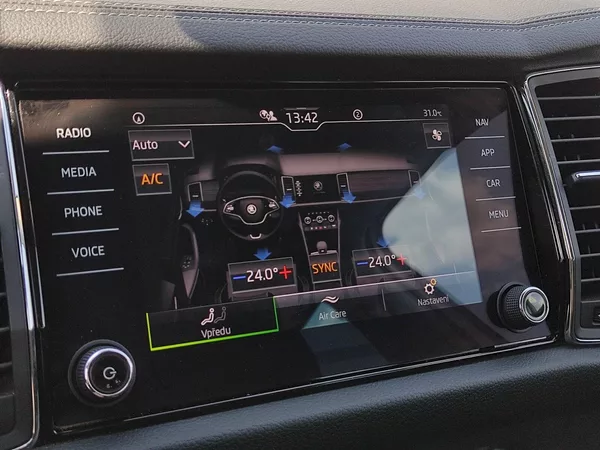 Škoda Kodiaq Ambition Business 2,0 Tdi 110 - foto 16