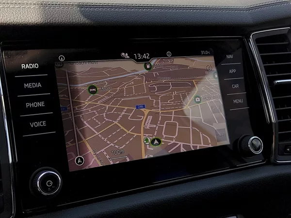 Škoda Kodiaq Ambition Business 2,0 Tdi 110 - foto 19