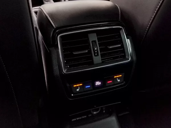 Škoda Kodiaq L&K 2,0 Tsi 140 Kw 4x4 DSg - foto 31