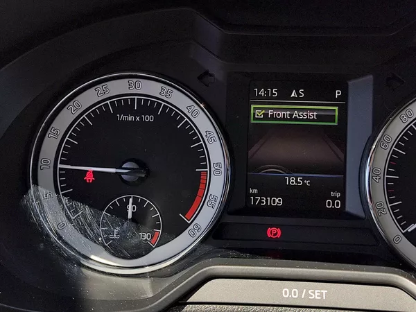 Škoda Octavia Style Extra 2,0 Tdi 110 Kw DSG - foto 8