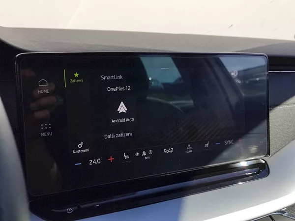 Škoda Octavia COMBI STYLE 2.0TDI 85kW 6°MP - foto 11