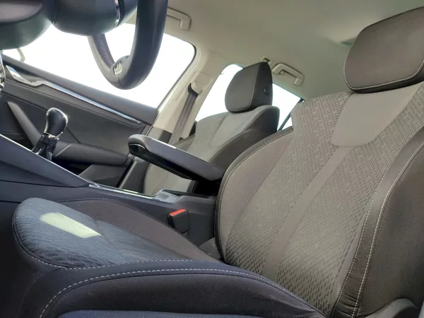 Škoda Octavia COMBI STYLE 2.0TDI 85kW 6°MP - foto 24