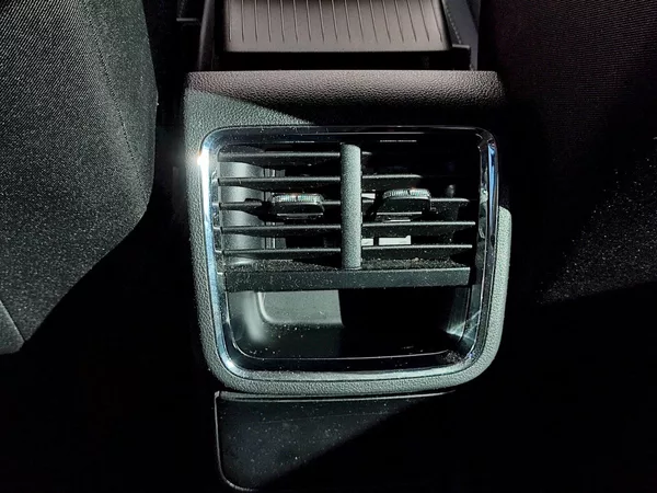 Škoda Octavia COMBI STYLE 2.0TDI 85kW 6°MP - foto 28