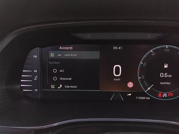 Škoda Octavia COMBI STYLE 2.0TDI 85kW 6°MP - foto 9