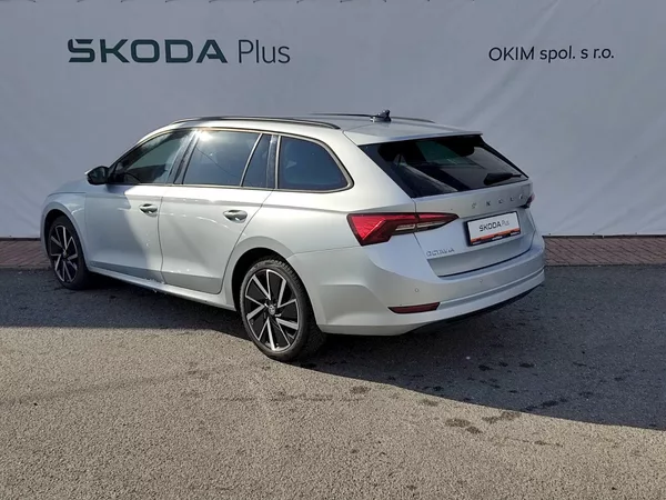 Škoda Octavia Combi Ambition 2,0 Tdi 110 Kw - foto 33