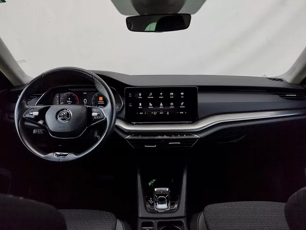 Škoda Octavia Combi Ambition 2,0 Tdi 110 Kw - foto 5