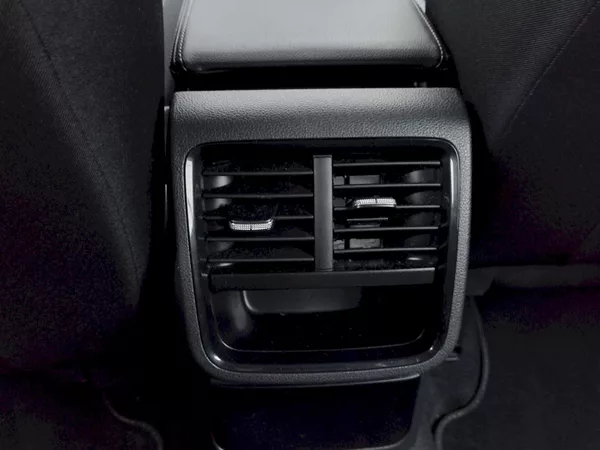 Škoda Octavia Combi Ambition 2,0 Tdi 110 Kw - foto 23