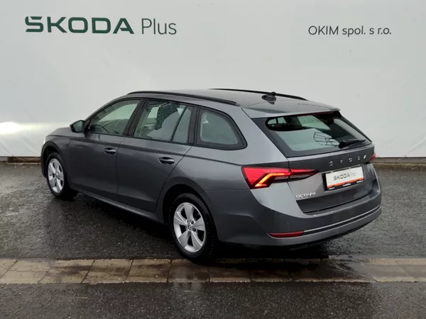 Škoda Octavia Combi Ambition 2,0 Tdi 110 Kw - foto 29