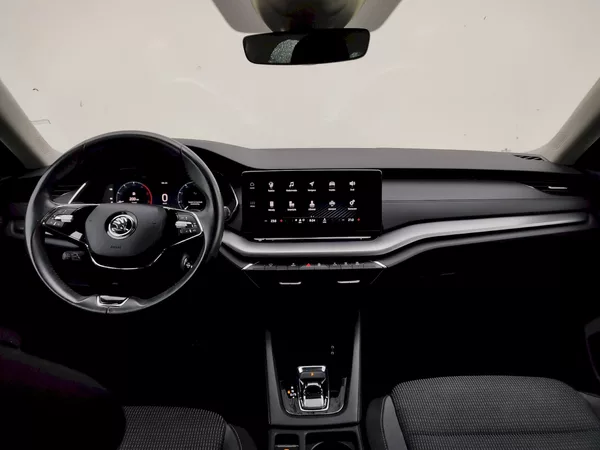 Škoda Octavia Combi Ambition 2,0 Tdi 110 Kw - foto 5