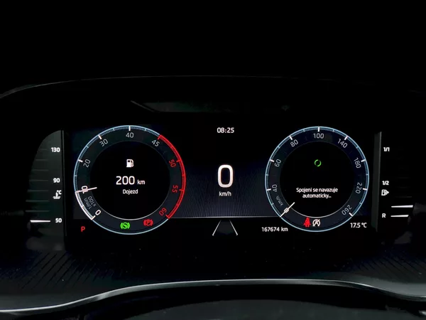 Škoda Octavia Combi Ambition 2,0 Tdi 110 Kw - foto 7