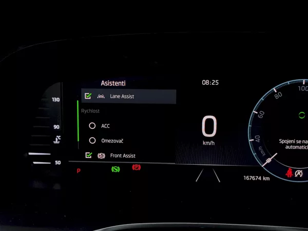 Škoda Octavia Combi Ambition 2,0 Tdi 110 Kw - foto 8