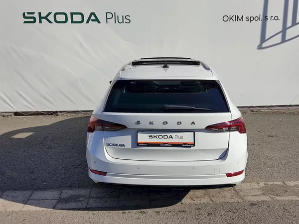 Škoda Octavia Combi Style Comfort 2,0 tdi 11 - foto 39