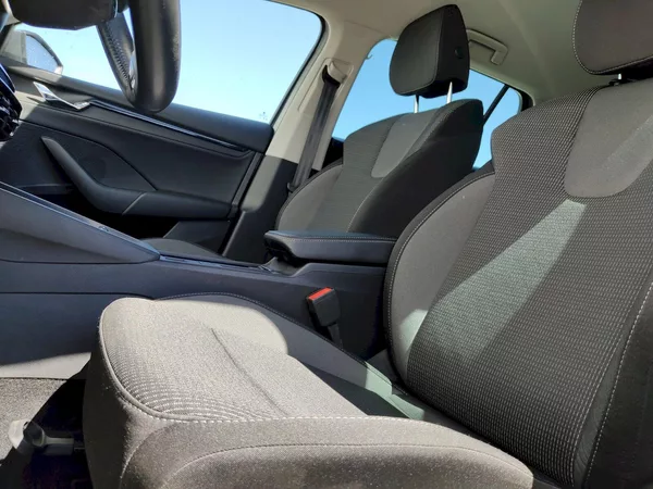 Škoda Octavia Combi Ambition Plus 2,0 Tdi 11 - foto 23