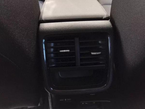 Škoda Octavia Combi Ambition Plus 2,0 Tdi 11 - foto 26