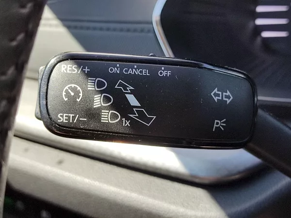 Škoda Octavia Combi Ambition Plus 2,0 Tdi 11 - foto 28