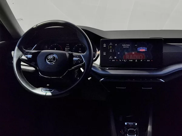 Škoda Octavia Combi Ambition Plus 2,0 Tdi 11 - foto 6