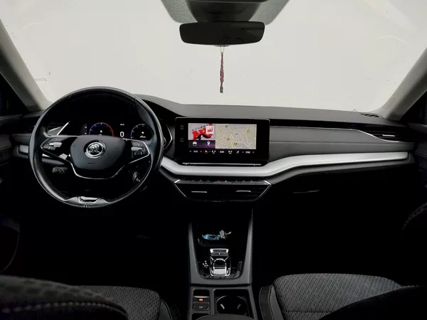 Škoda Octavia Combi Style 2,0 Tdi DSG Pan - foto 5
