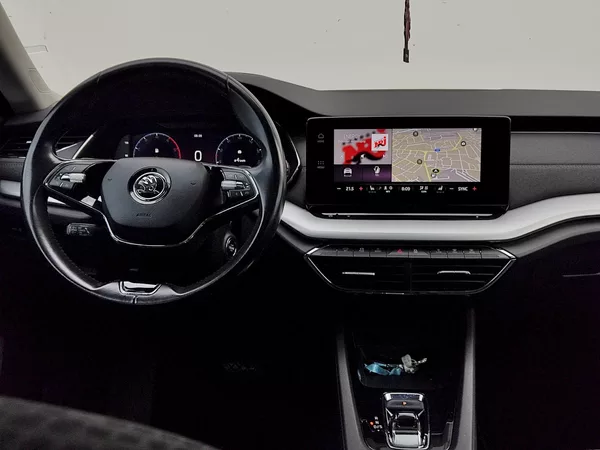 Škoda Octavia Combi Style 2,0 Tdi DSG Pan - foto 6
