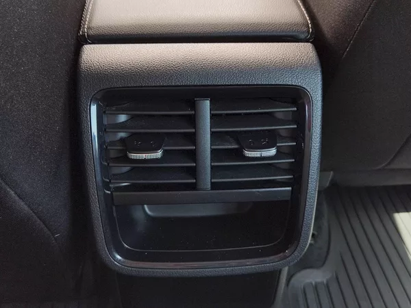 Škoda Octavia combi Ambition Plus 1,5 Tsi - foto 26